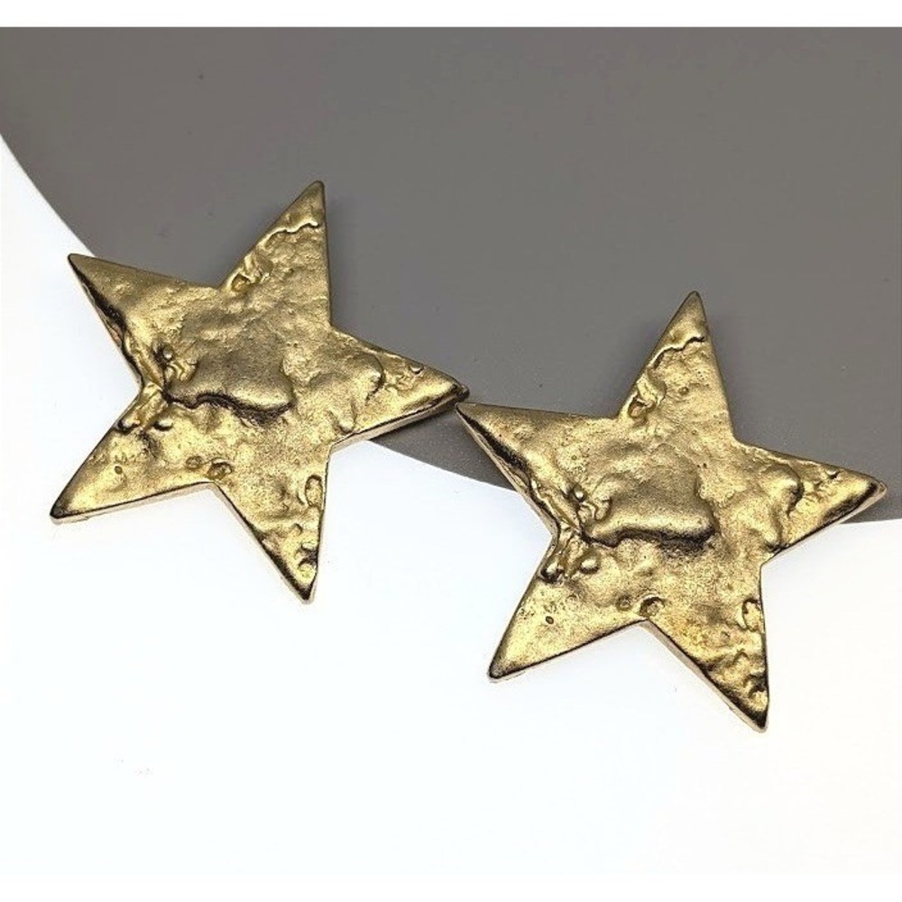 VTG Chunky Star Earrings Gold Tone Metal Textured Statement 80s Celestial